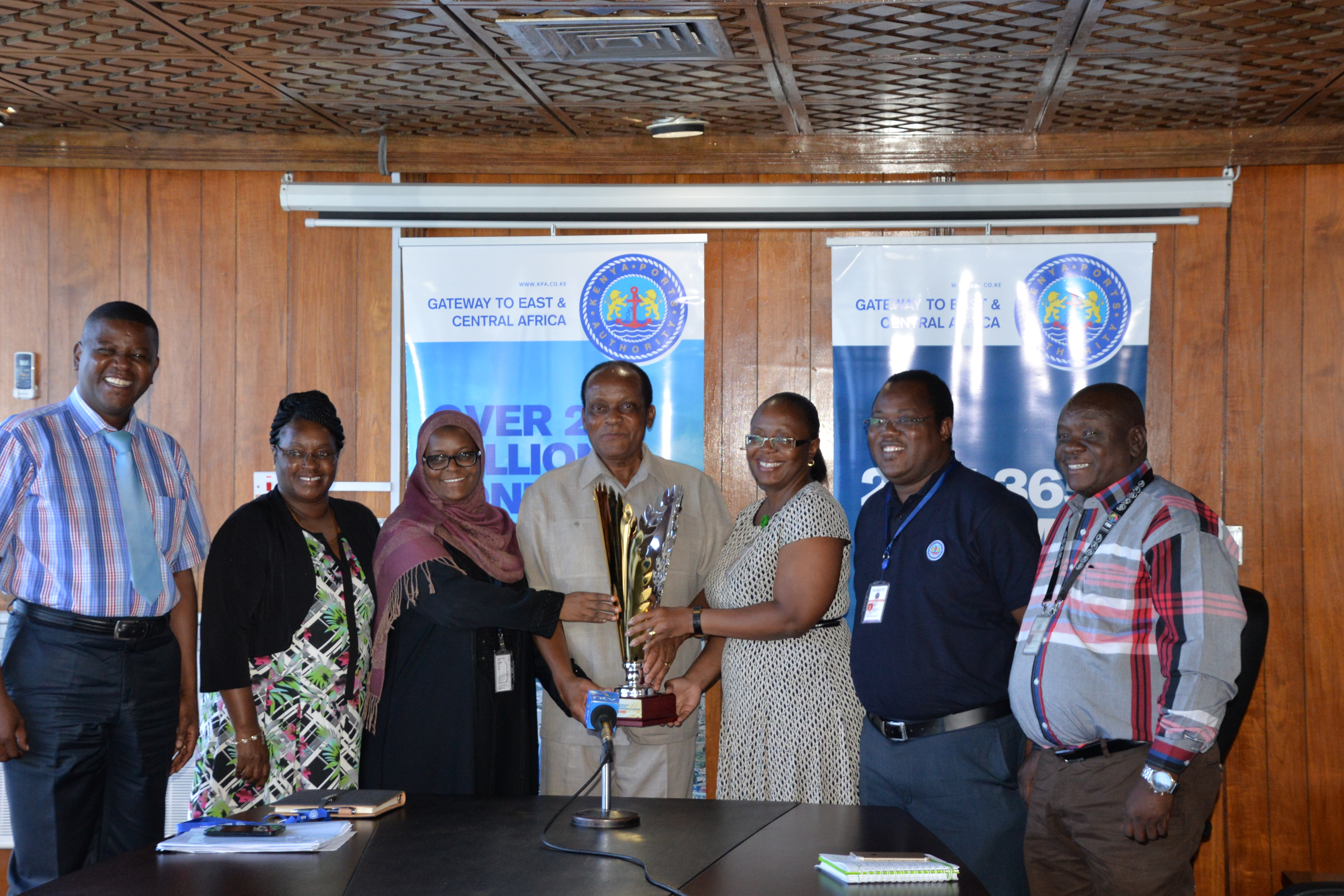 BASKTEBALL CHAMPS 2016 071.JPG